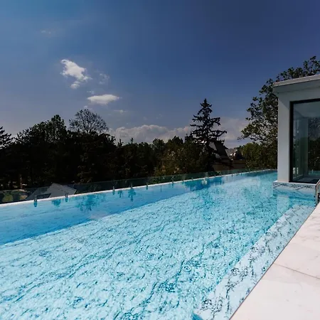 Villa Bauhaus Wellness Apartman Fsz. 3 Siofok Exterior photo