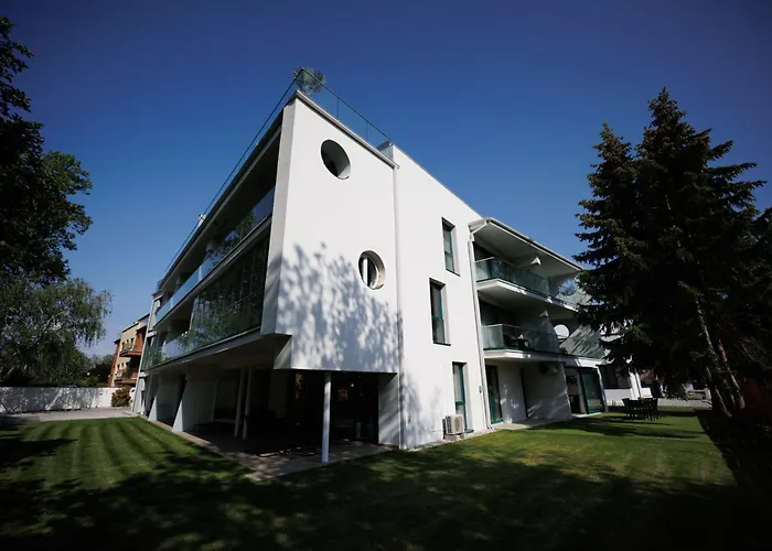 Villa Bauhaus Wellness Apartman Fsz. 3