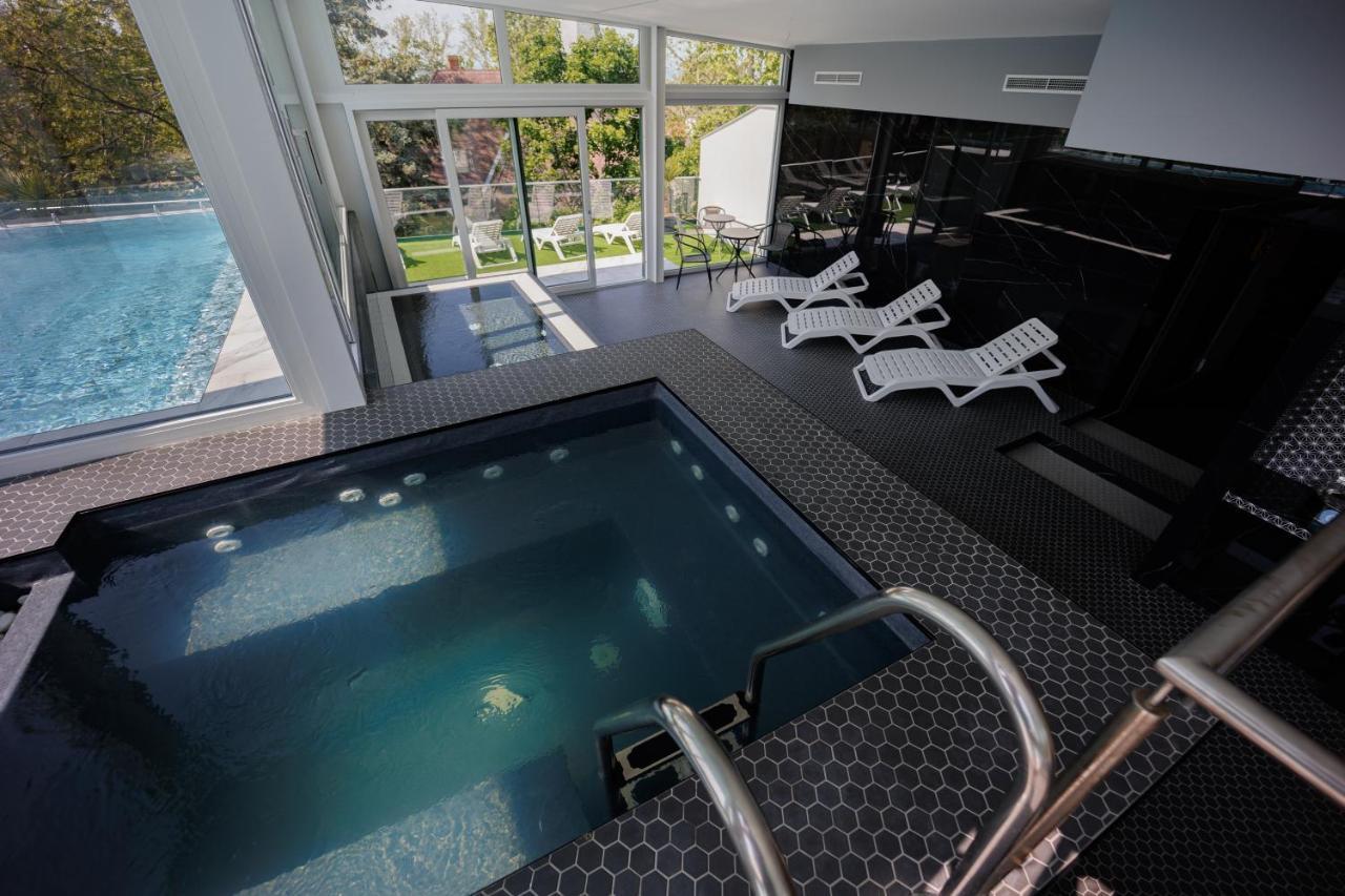 Apartment Bauhaus Wellness Fsz. 3 Siofok