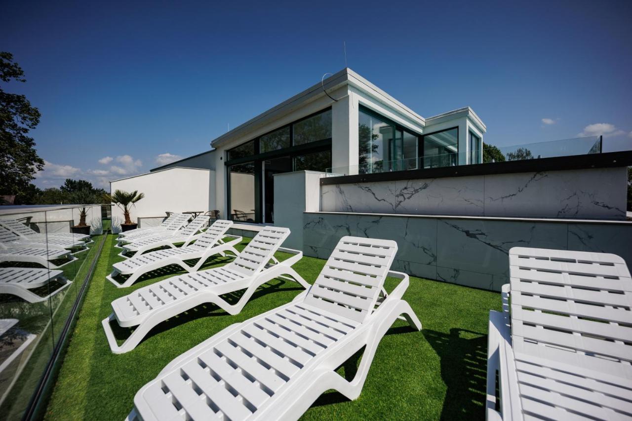 Bauhaus Wellness Fsz. 3 Siofok