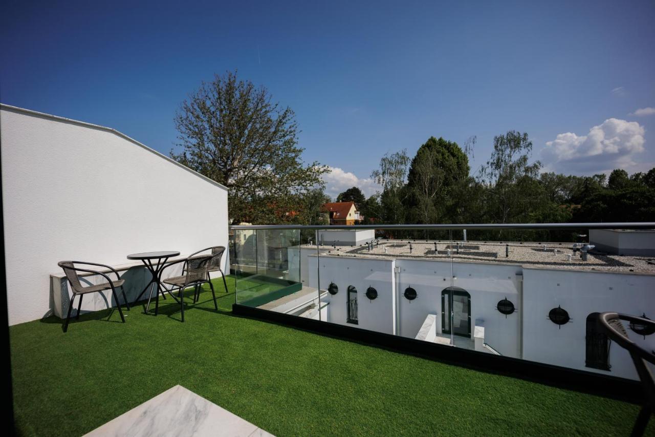 Bauhaus Wellness Fsz. 3 * Siofok